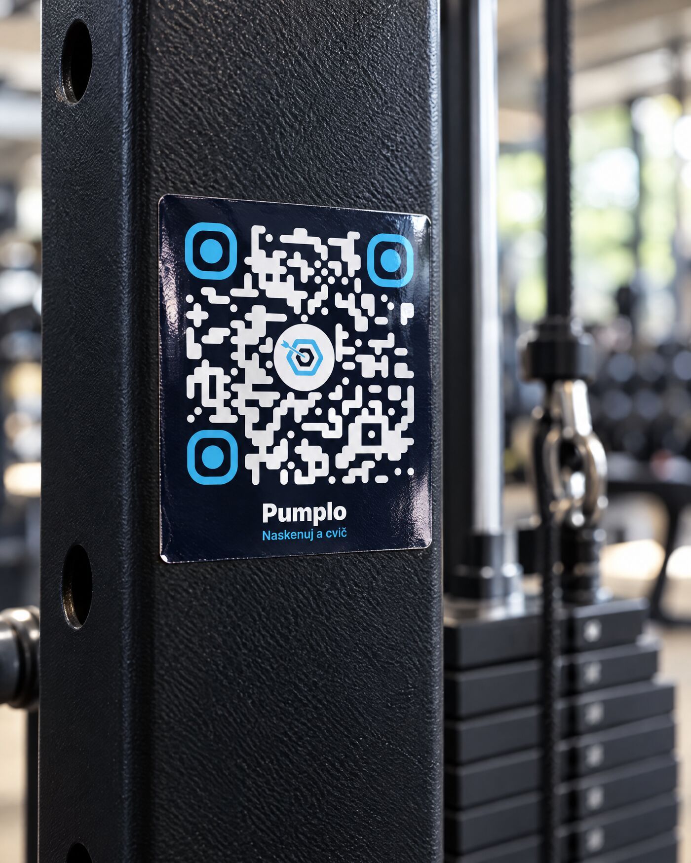 Samolepka Pumplo s QR kódem na stroji